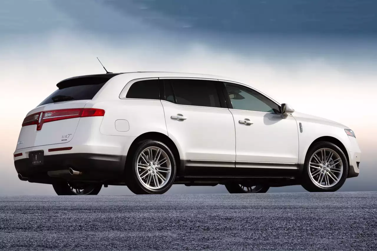 Fichiers Tuning Haute Qualité Lincoln MKT 3.7 V6  300hp