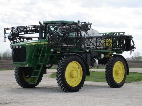 Yüksek kaliteli ayarlama fil John Deere Tractor Sprayer 4920 8.1 V6 300hp