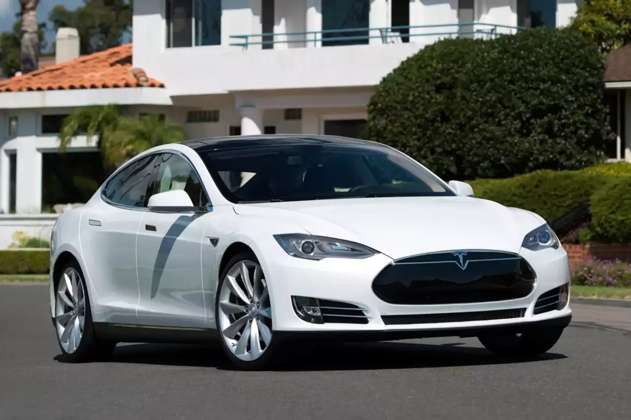高品質チューニングファイル Tesla Model S  60 306hp