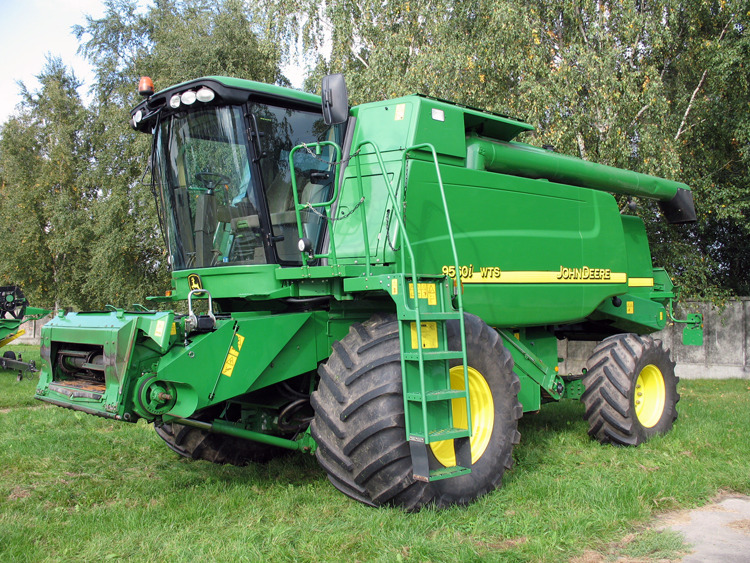 Fichiers Tuning Haute Qualité John Deere Tractor WTS 9560 8.1 V6 226hp