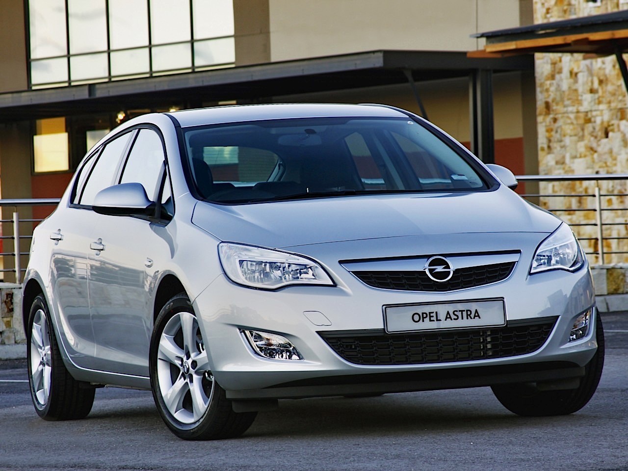 Tuning de alta calidad Opel Astra 1.4i  87hp