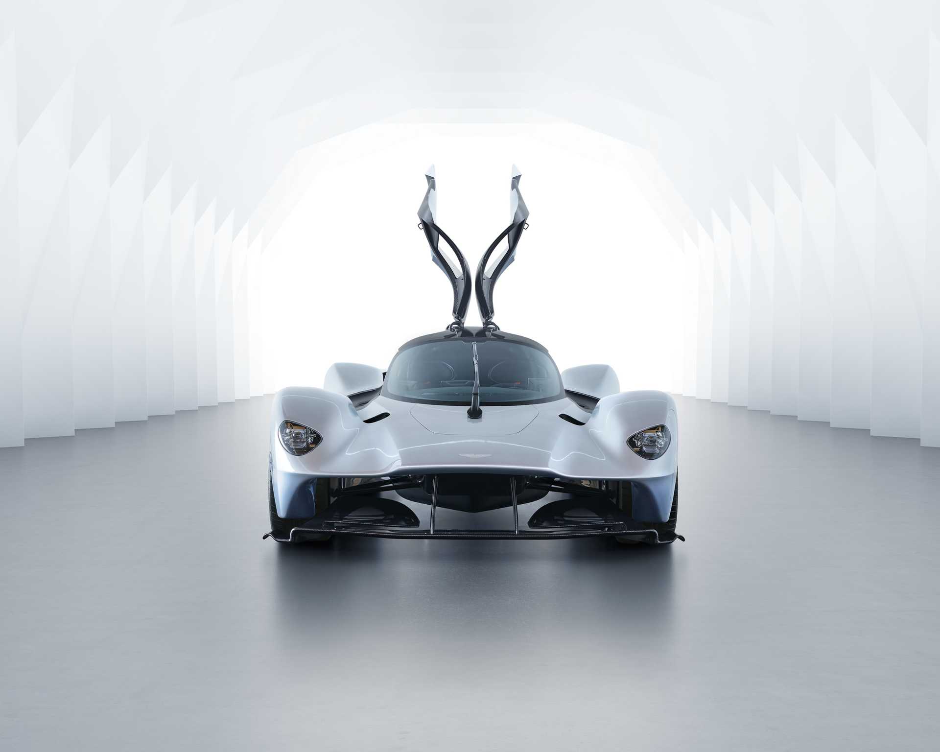 Fichiers Tuning Haute Qualité Aston Martin Valkyrie 6.5 V12 AMR PRO  1014hp