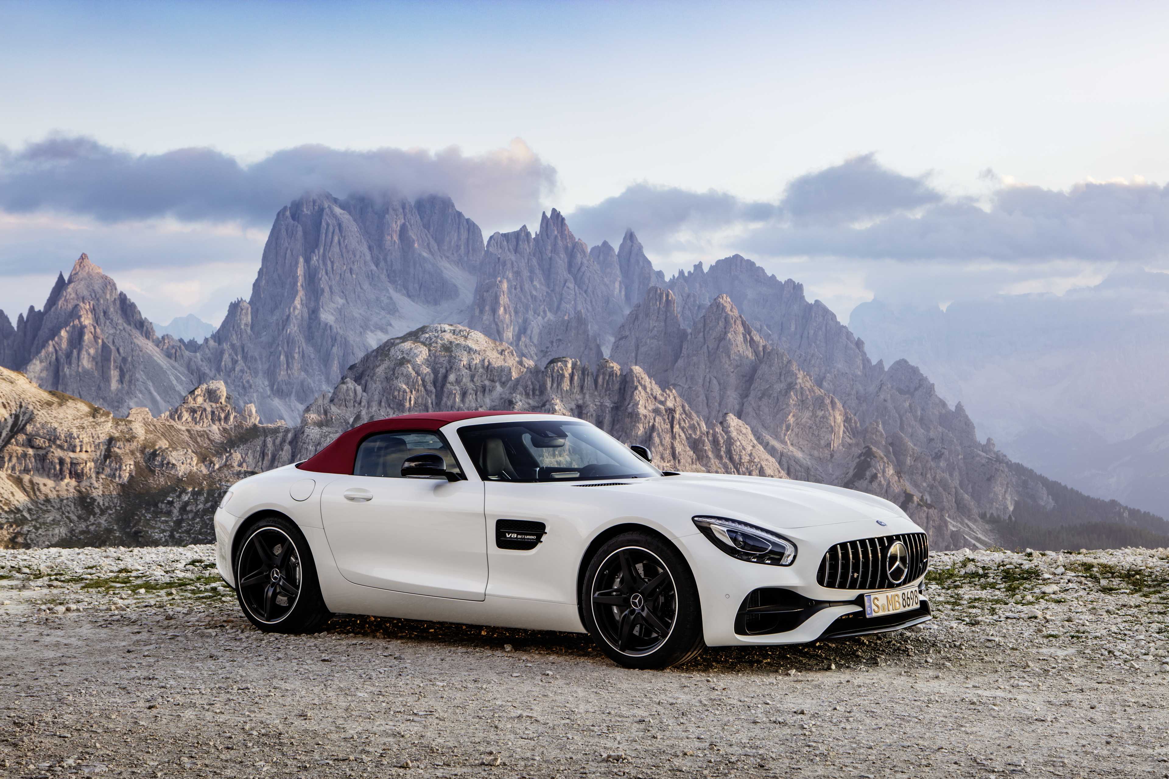 Yüksek kaliteli ayarlama fil Mercedes-Benz AMG GT Coupé / Roadster AMG GTS  522hp