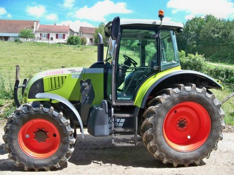 Yüksek kaliteli ayarlama fil Claas Tractor Ares  657 128hp