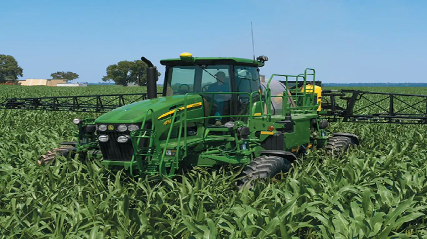 Yüksek kaliteli ayarlama fil John Deere Tractor Sprayer R4730 6.8 V6 246hp