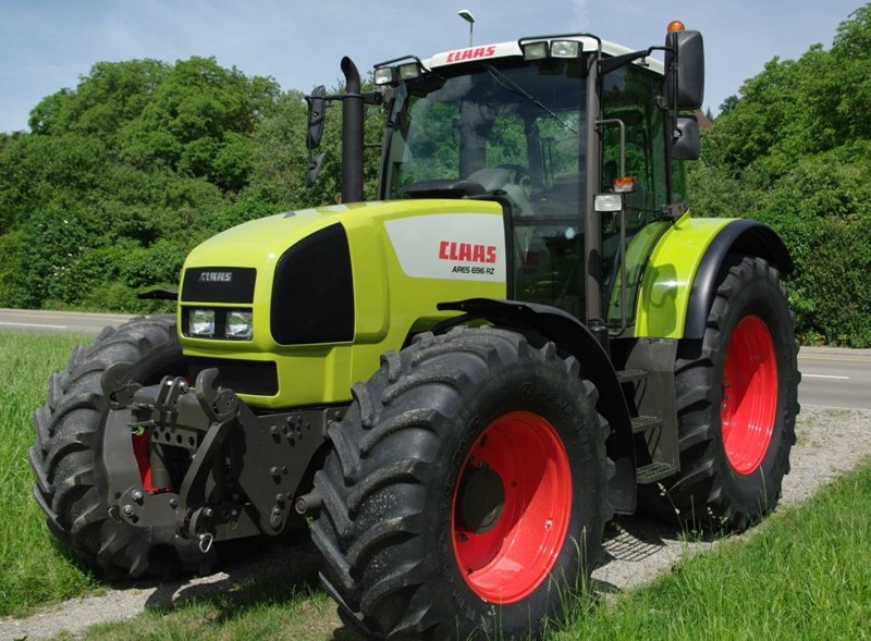 Yüksek kaliteli ayarlama fil Claas Tractor Ares  696 141hp