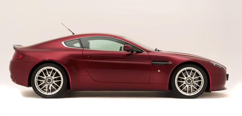 Tuning de alta calidad Aston Martin Vantage 4.3 V8 400hp