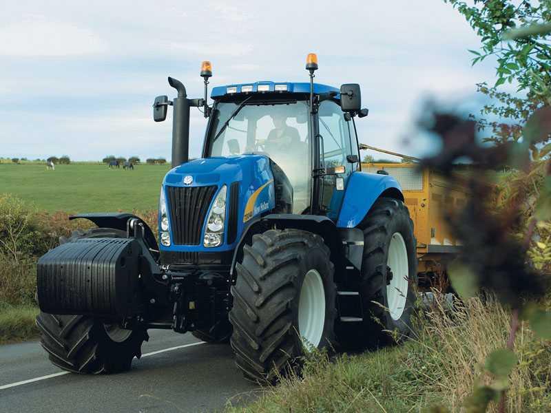 Yüksek kaliteli ayarlama fil New Holland Tractor T8000 series T8030  275hp