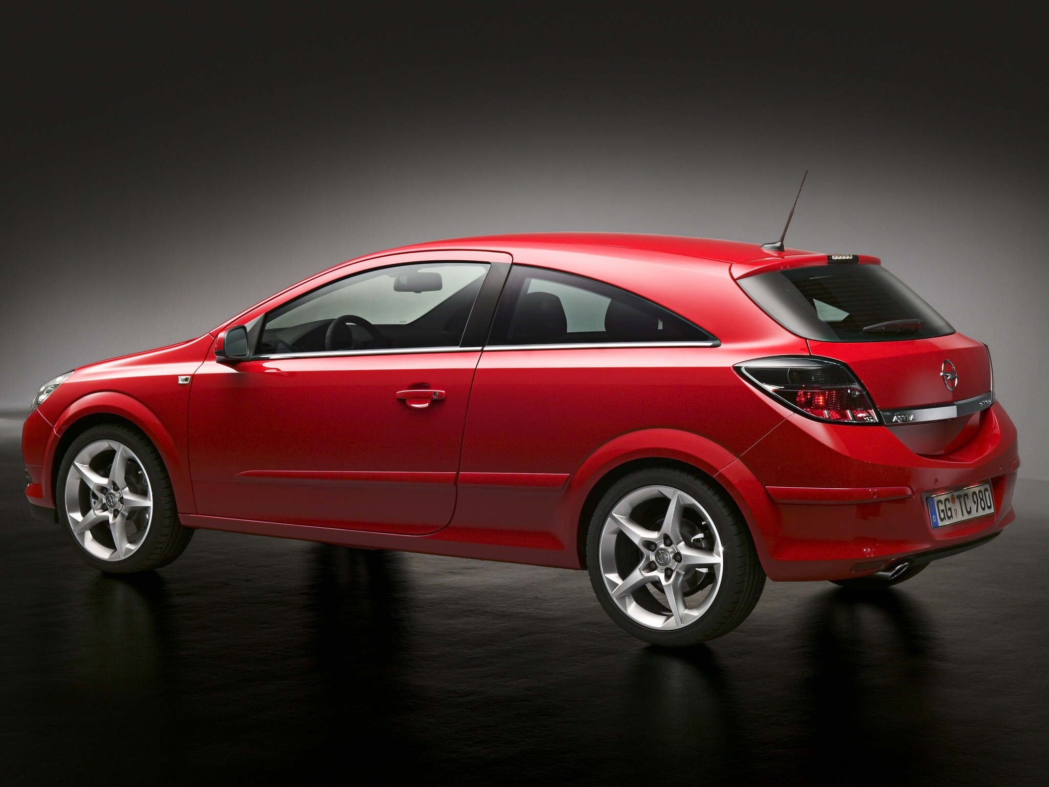 Tuning de alta calidad Opel Astra 1.9 CDTi 100hp