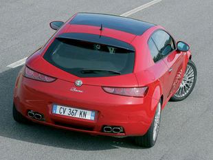 Yüksek kaliteli ayarlama fil Alfa Romeo Spider 3.2 V6 JTS 260hp