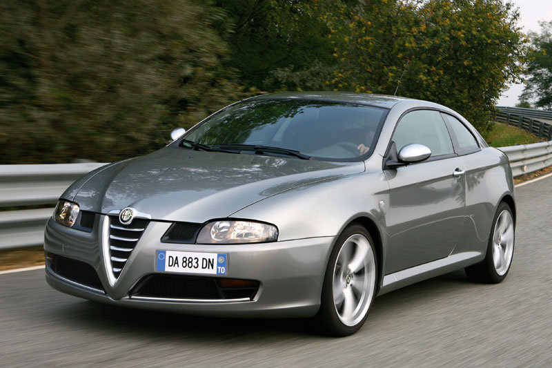 Yüksek kaliteli ayarlama fil Alfa Romeo GT 2.0 JTS 165hp