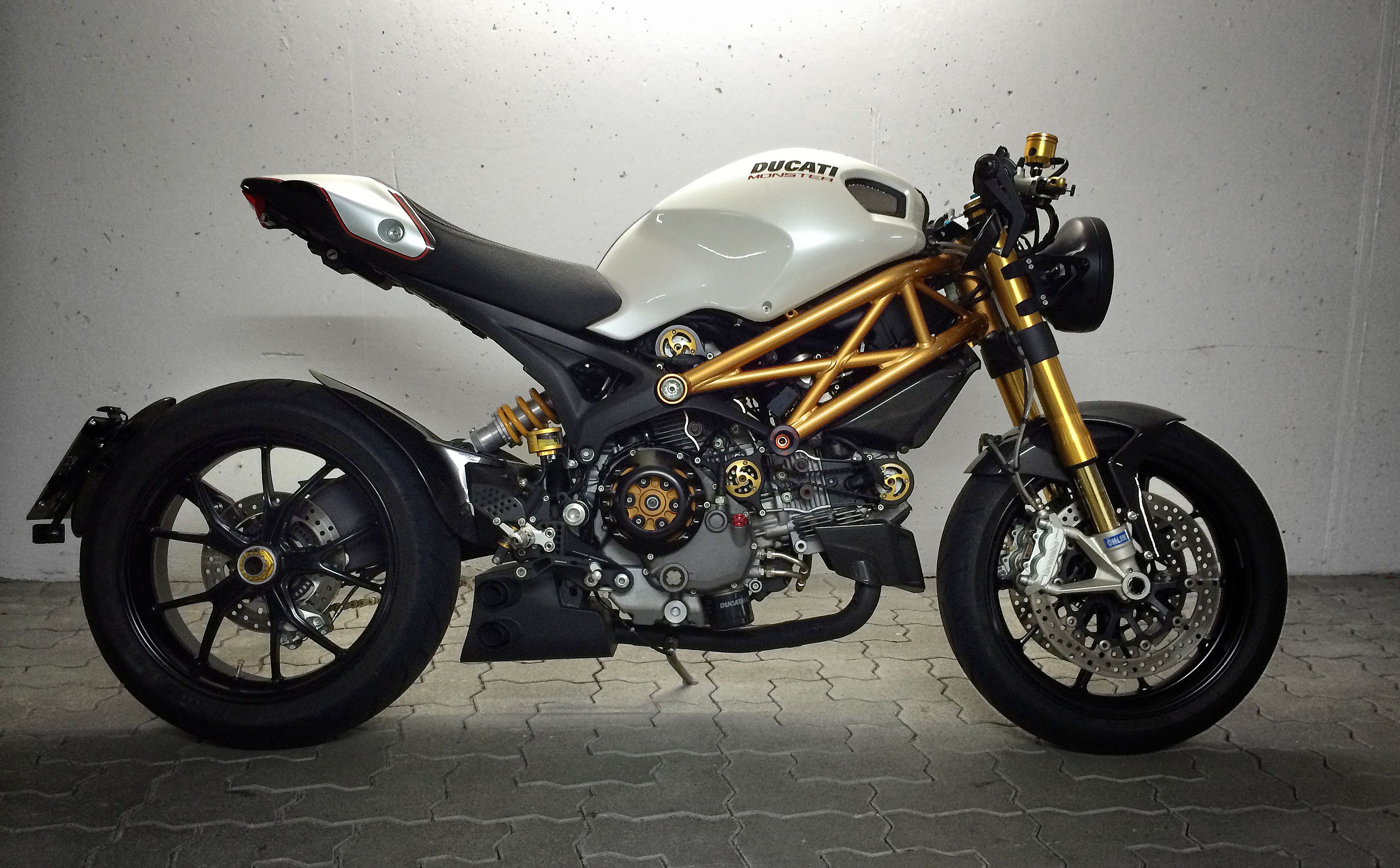 Tuning de alta calidad Ducati Monster 1100 S  95hp