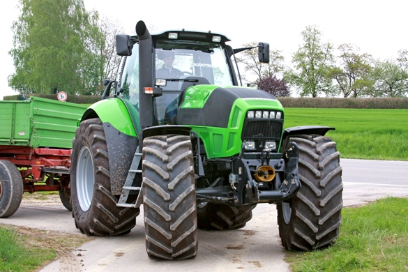 高品質チューニングファイル Deutz Fahr Tractor Agrotron L 710 6-7146 CR 197hp